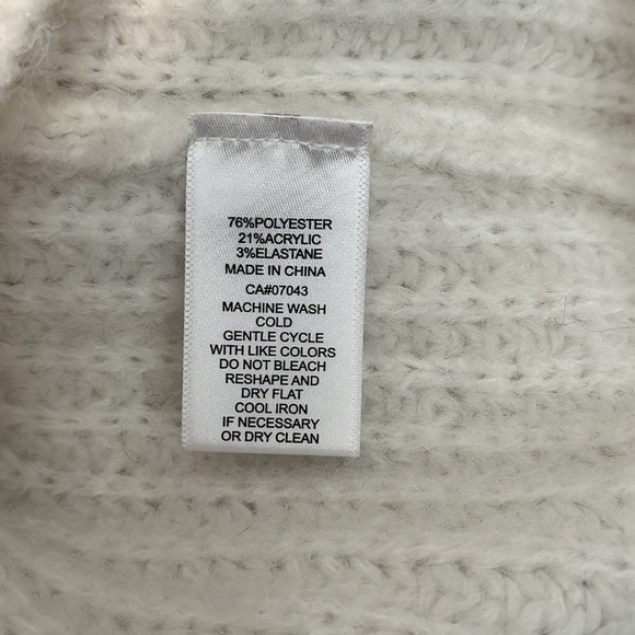 Cream Mock Neck Sweater Bell Sleeve, Size L - Picture 8 of 9